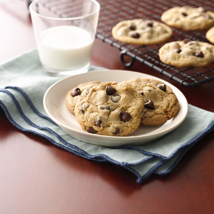 GOLD MEDAL WONDRA SHAKE & POUR FLOUR